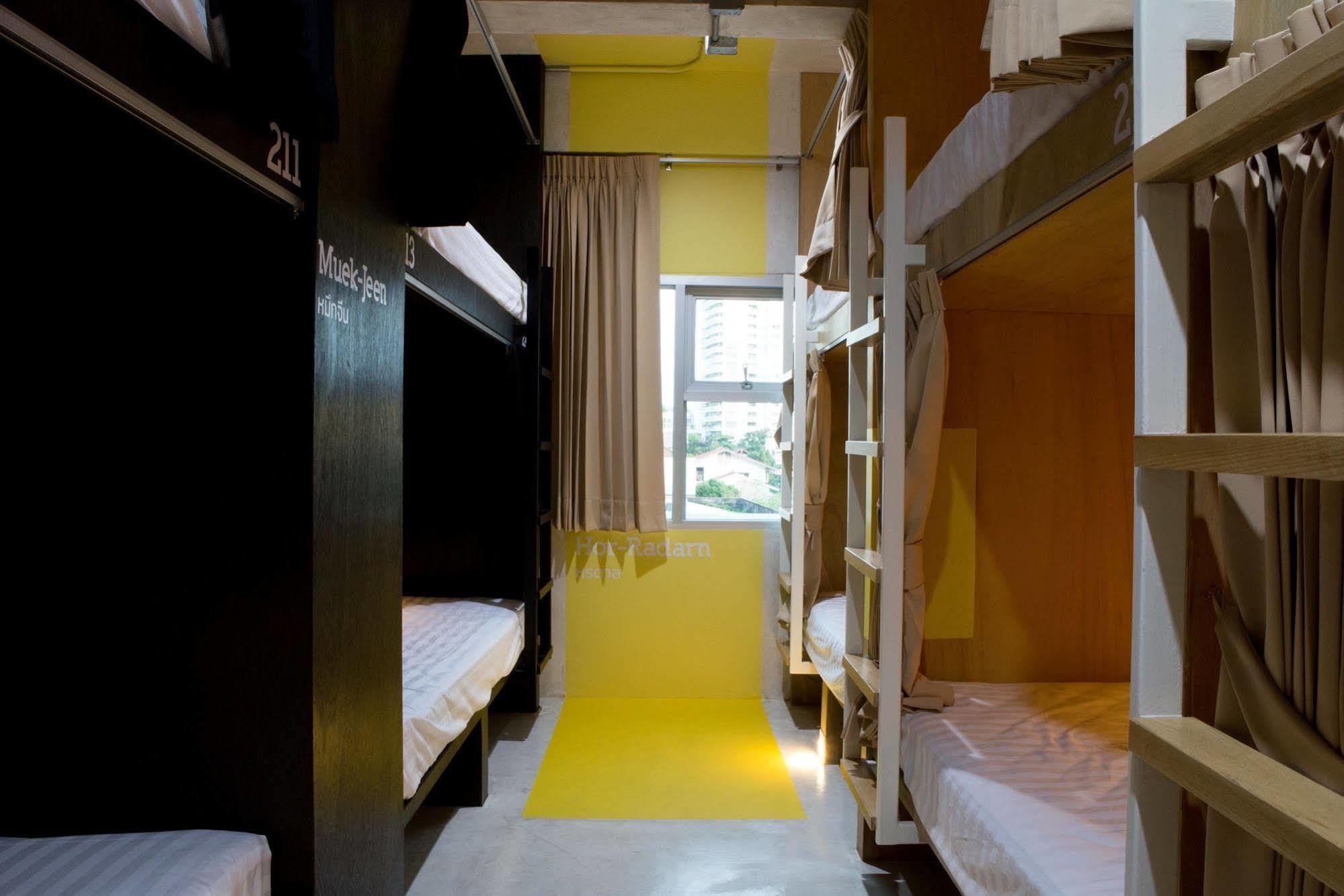 Bob Hostel บ็อบโฮสเทล Bangkok Luaran gambar